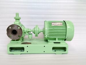 TAIKO KIKAI GL OIL PUMP HEAD- 29 PSI